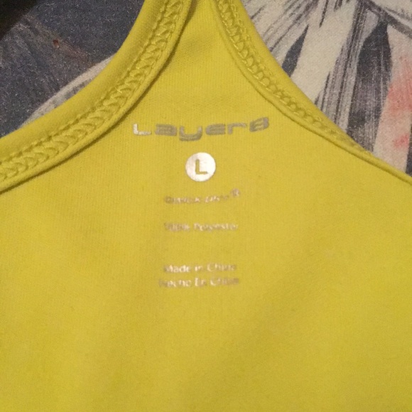 Layer8 green athletic tank - Picture 2 of 3